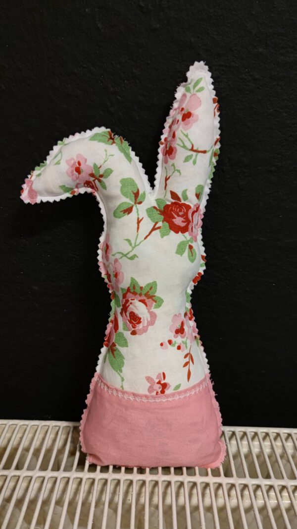 Hase mit Tasche Vorderseite