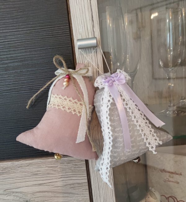 Glöckchen hängend