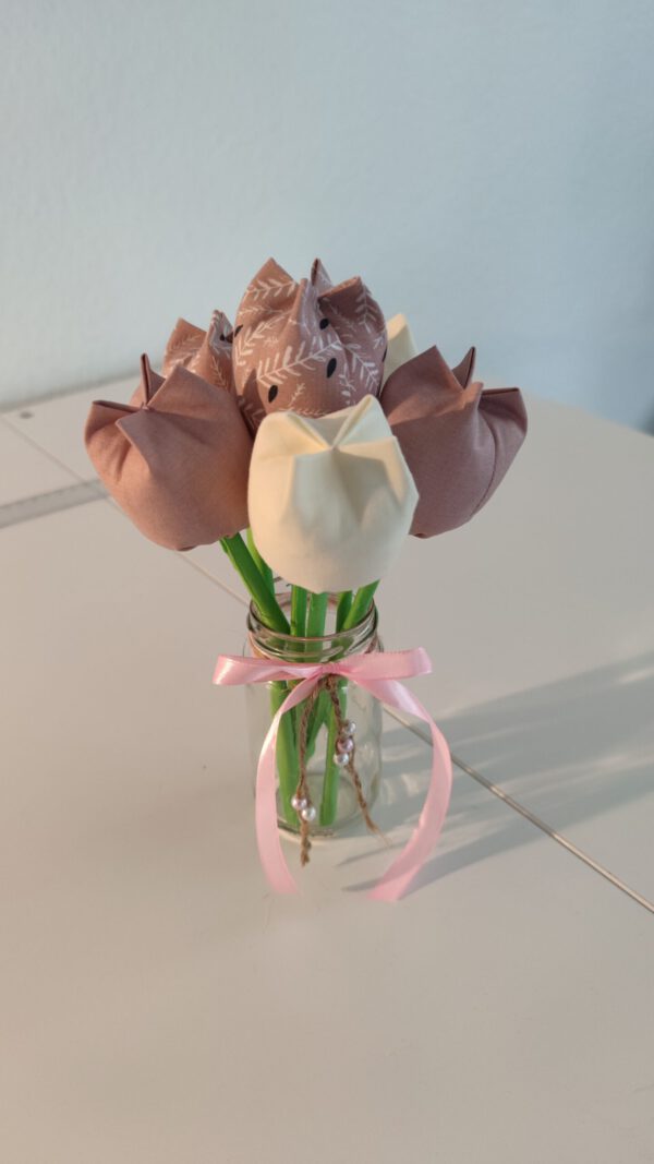 Dekoglas mit 6 Tulpen