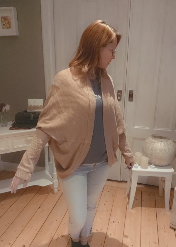 Strickjacke Vorderseite