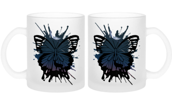 Schmetterling vor Nachthimmel Tasse milchglas